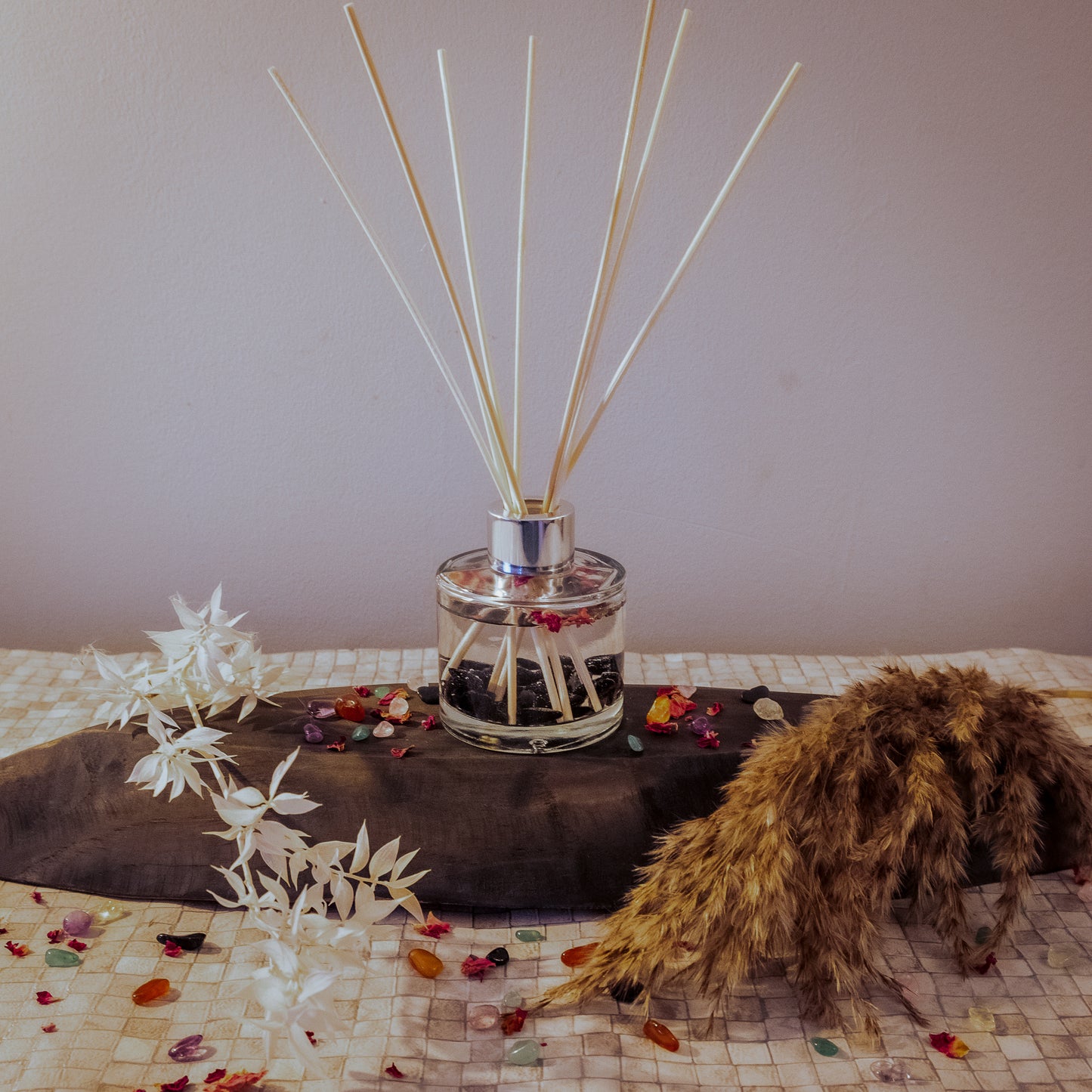 Black Obsidian Crystal Infused Reed Diffusers - Meadow Lily & Cotton Musk (100ml)