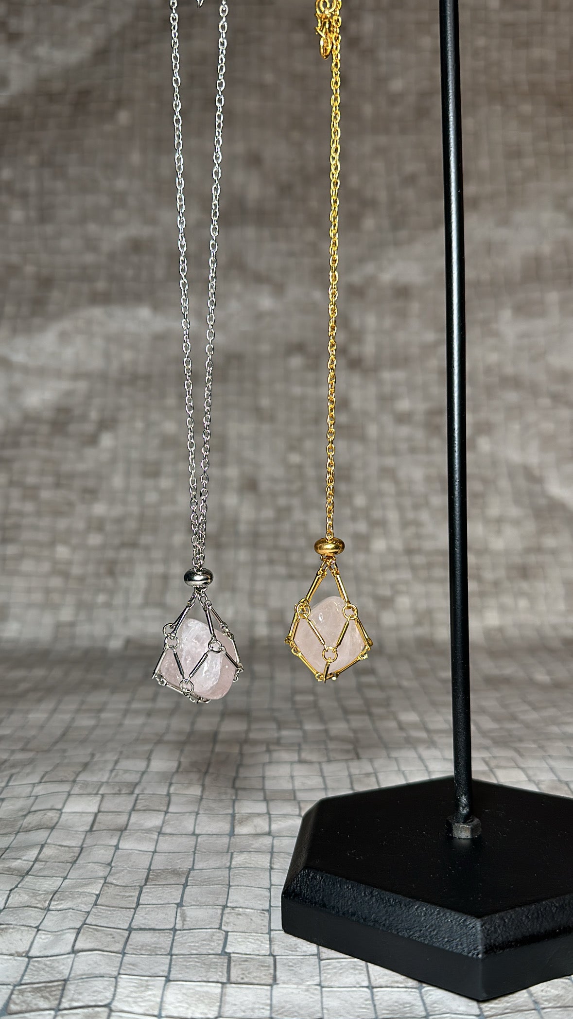 Stainless Steel Adjustable Cage Necklace - Gold/Silver