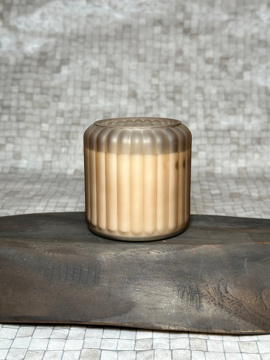 Well-Being Crystal Candle - Meadow Lily & Cotton Musk Scent (200g)